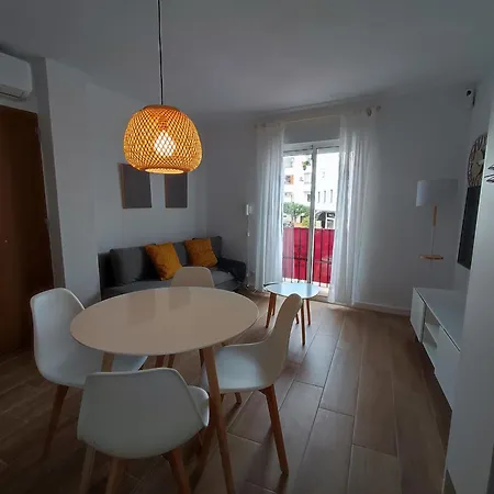 Bonito Apt. En Casco Historico * ماربيا