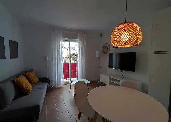 Bonito Apt. En Casco Historico מארבלה
