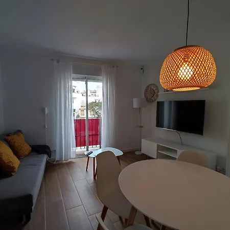 Bonito Apt. En Casco Historico Μαρμπέλλα