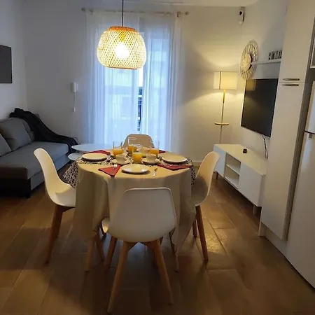 Bonito Apt. En Casco Historico Μαρμπέλλα