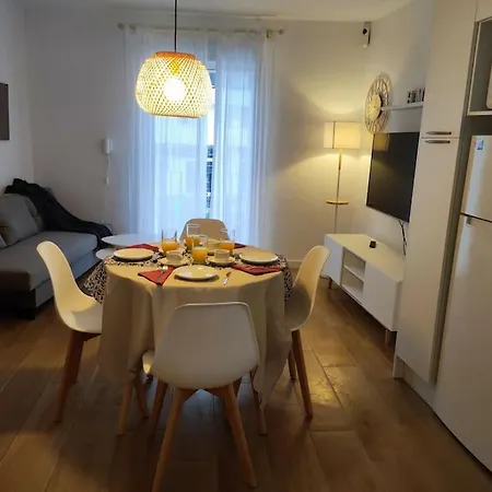 Bonito Apt. En Casco Historico