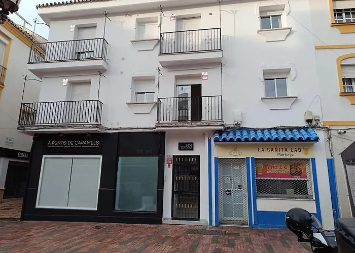 Bonito Apt. En Casco Historico * Marbellac