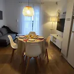 Bonito Apt. En Casco Historico Marbella